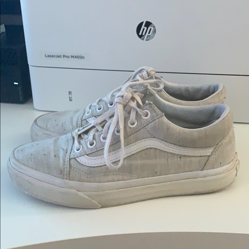 Vans make a offer same or next day shipping